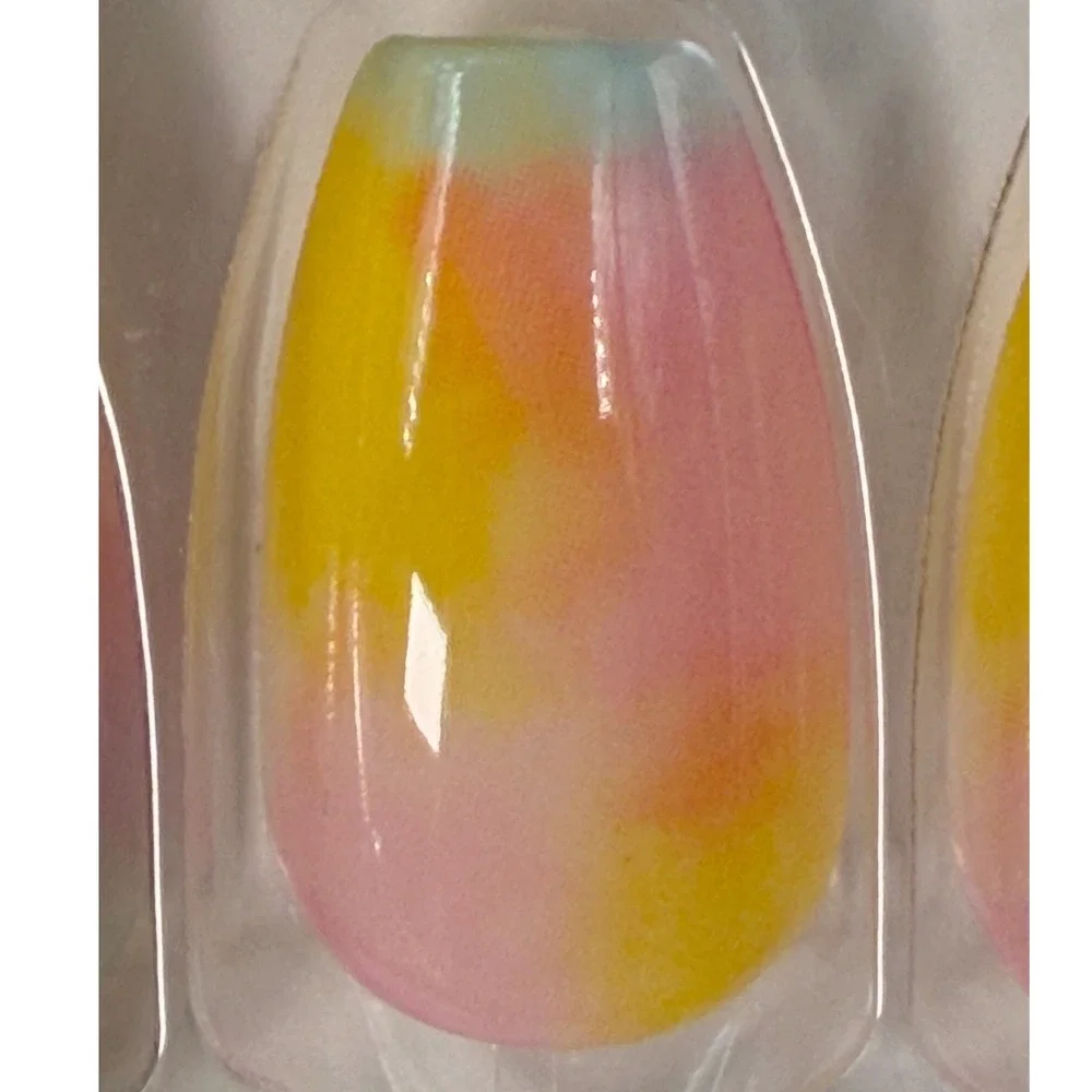 Kiss impress press